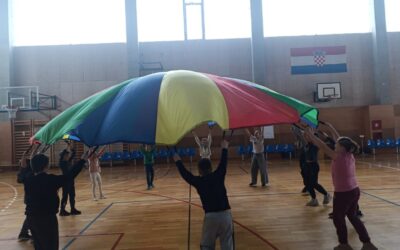 Sretan Božić u uspješnu novu godinu želi Vam vaša Univerzalna sportska škola!