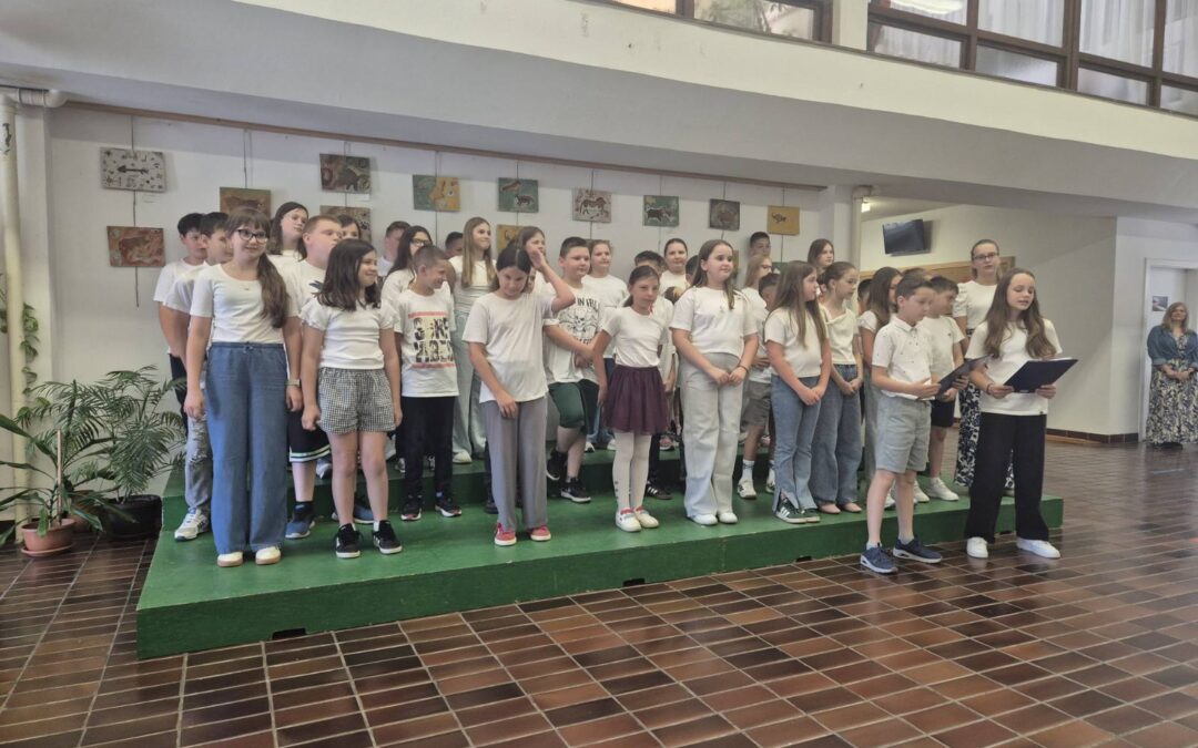Oproštaj četvrtih razreda